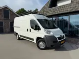 Foto 28 van Peugeot Boxer 335 2.2 Glaswagen HDI L2H2