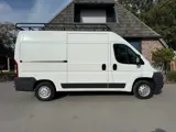 Foto 26 van Peugeot Boxer 335 2.2 Glaswagen HDI L2H2