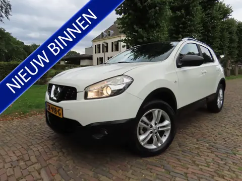 Nissan QASHQAI 2.0 Acenta Ecc Cruisecontrol Panoramadak Achteruitrijcamera Navigatie Stoelverwarming