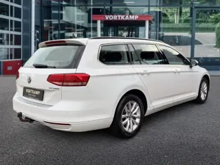 Foto 16 van VOLKSWAGEN PASSAT VARIANT 1.4 TSI COMFORTLINE TREKHAAK/NAVI/PDC/CRUISE