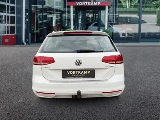 Foto 15 van VOLKSWAGEN PASSAT VARIANT 1.4 TSI COMFORTLINE TREKHAAK/NAVI/PDC/CRUISE