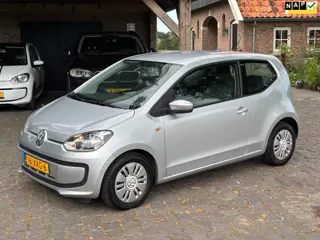 Volkswagen Up! 1.0 move up! BlueMotion met navigatie en airco