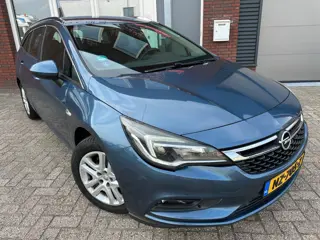 Foto 12 van Opel Astra Sports Tourer 1.4 Online Edition / Navi / Camera / PDC / DAB / NAP / Cruise