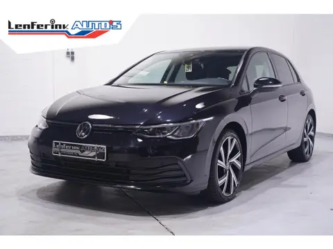 Volkswagen Golf 2.0 TDI Life Clima Navi PDc Adaptive cruise Virtual cockpit Ver. stoelen + stuur App