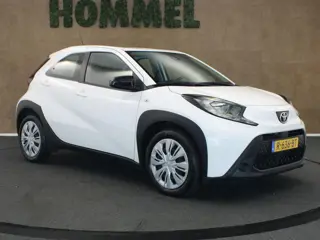 Toyota Aygo X 1.0 VVT-i MT Play - ORIGINEEL NEDERLANDSE AUTO - ACHTERUITRIJCAMERA - AIRCO -  APPLE C