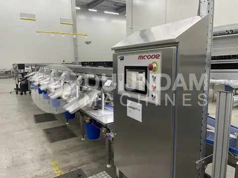 Proseal MC002 & SlipMaster Weeglijn met 14 weegposities voor zacht fruit met Slipstream-baanverdeler