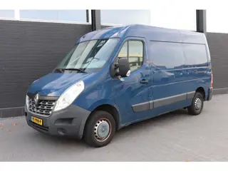 Renault Master 2.3 dCi L2H2 - Airco - Cruise - Trekhaak - €2.950,- Excl.