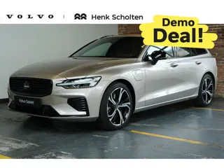 Volvo V60 T8 Automaat Plug-in hybrid AWD Plus Dark | DEMO DEAL | Semi-Electrische Wegklapbare Trekha