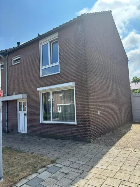 Woning aan de Albertina Agnesstraat te Weert