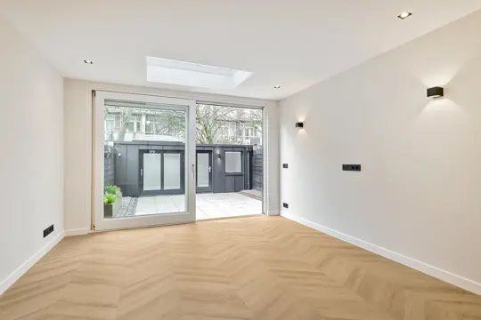 Woning aan de John Franklinstraat te Amsterdam