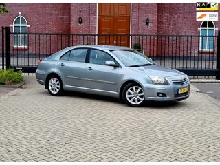 Toyota Avensis 1.8 VVTi Luna / 1e Eigenaar / Dealer onderhouden / Nap / Airco / Trekhaak