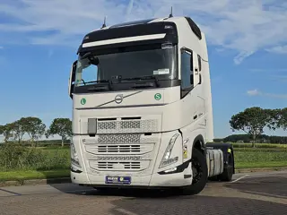 VOLVO FH 500 XL I-SHIFT LED Low-Mileage Navi