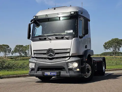 MERCEDES-BENZ ACTROS 1843