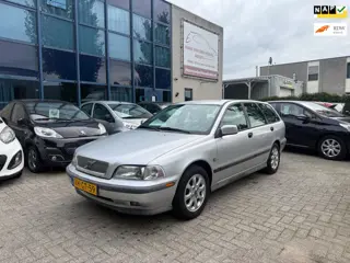 Volvo V40 1.8 AUTOMAAT. Airco, APK 08/27 INRUILER