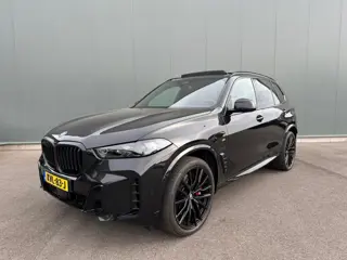 BMW X5 xDrive50e PANORAMADAK | TREKHAAK ! (bj 2026)