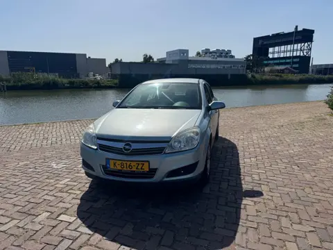 Opel Astra 1.4 Selection