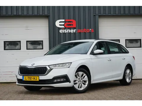 Škoda Octavia Combi 1.0 TSI Business Edition | TREKHAAK | METALLIC WIT | ADAPT. CRUISE | CARPLAY |