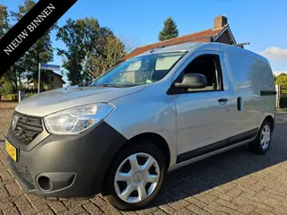 Dacia Dokker 1.6i 102pk met Airco, Navigatie en 2x Zijdeur ! !