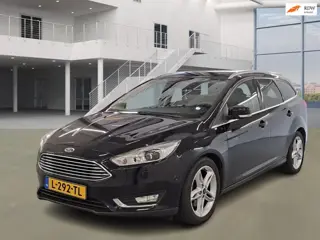 Ford Focus Wagon 1.5 Titanium|XENON|CAMERA|PSENSOR|HALFLEDER|ELEKSTOELEJ|STOELVERW|NAVI|