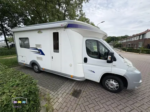 Eura Mobil Terrestra 670 SB Fransbed