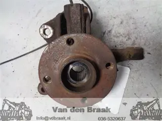 Toyota Aygo 2005-2022 Fusee links voor