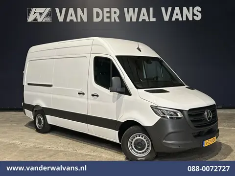 Mercedes-Benz Sprinter 317 CDI 170pk L2H2 Euro6 Airco | Camera | Navigatie | Apple Carplay | LED And