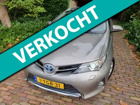 Toyota Auris Touring Sports 1.8 Hybrid Lease+ Pano/Xenon/Navi