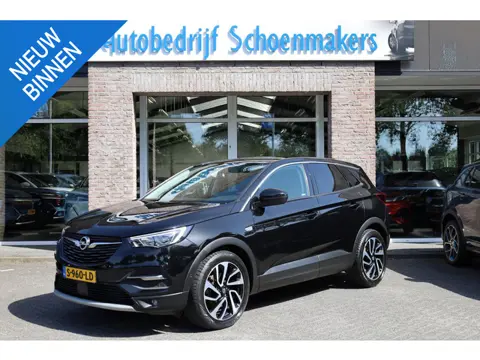 Opel Grandland X 1.2 Turbo Ultimate STUUR/STOELVERW. STOELVERNTILATIE MEMORY CARPLAY CAMERA DAB CRUI