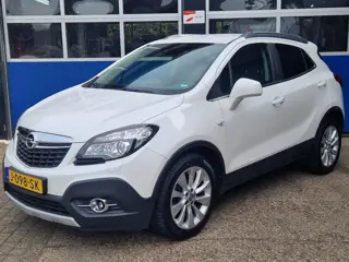 Opel Mokka 1.6 Cosmo / Trekhaak / Leder / Navigatie / Stoel-stuurverwarming / Cruise control / Camer