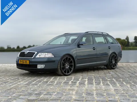 Skoda Octavia Combi 2.0 FSI Elegance*150 PK*|Cruise|PDC|Clima