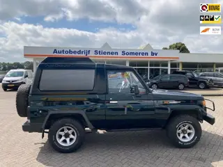 Toyota LandCr. H.Duty 4.2 LX Van HR FRP