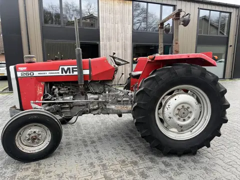 Massey Ferguson 260 (bj 1973)