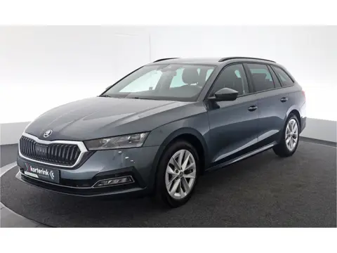 Škoda Octavia Combi 1.5 TSI First Edition Stoelverwarming, Trekhaak