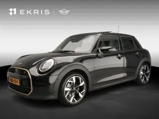 MINI 5-deurs Cooper S Automaat / Panoramadak / Harman-Kardon / JCW stoelen / LED / Active cruise / A