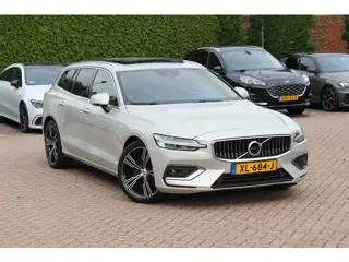 Volvo V60 2.0 T5 Inscription / Panoramadak / CarPlay / Parkeerhulp V+A / Harman Kardon / Leder / 18'