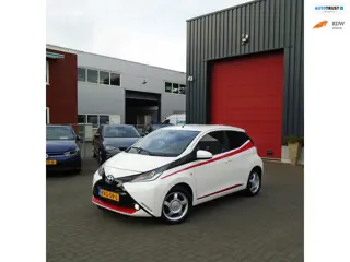 Toyota Aygo 1.0 VVT-i x-play,Airco,LM-Velgen