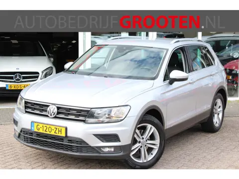 Volkswagen Tiguan 1.5 TSI ACT//NAVI//TREKHAAK!! (bj 2020)