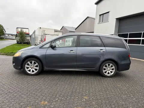 Mitsubishi Grandis 2.4-16V InSport 7 PERS