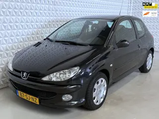 Peugeot 206 1.4-16V met APK tot 07-2027 én AIRCO! 215.000km (2006)