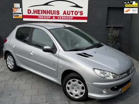 Peugeot 206 1.4 Génération|5DRS|APK NIEUW|ZEER NETJES|