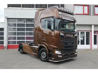 Scania S520 V8 NGS | Metallic color | Retarder | 358646Km | 2018 | 9 Ton front axle | Full air | 6 B