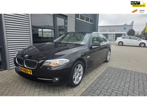 BMW 5-serie 528i