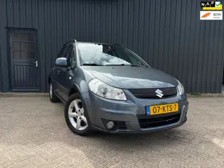 Suzuki SX4 1.6 | 5 Deurs | Airco | Getinte Ramen | Nwe APK |