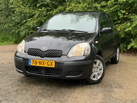 Toyota Yaris 1.0 VVT-i Terra