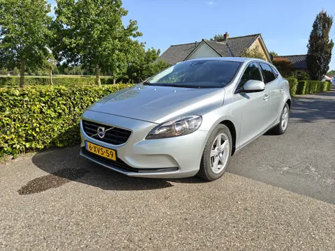 Volvo V40 2.0 D4 Summum Business CLIMA/NAVI BJ 2014