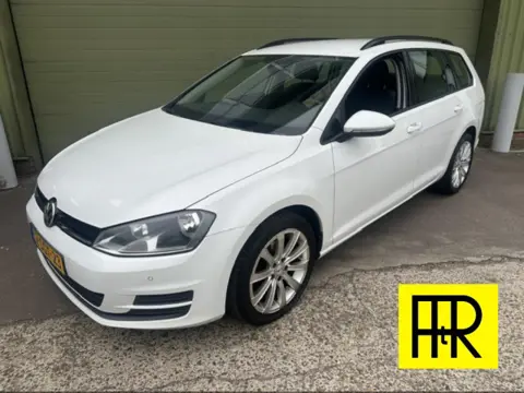 VOLKSWAGEN GOLF 1.2 TSI Comfortline 