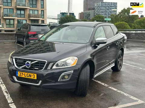Volvo XC60 2.4 D5 AWD R-Design Bomvol Adaptief Cruise Pano Trekhaak Leer Memory