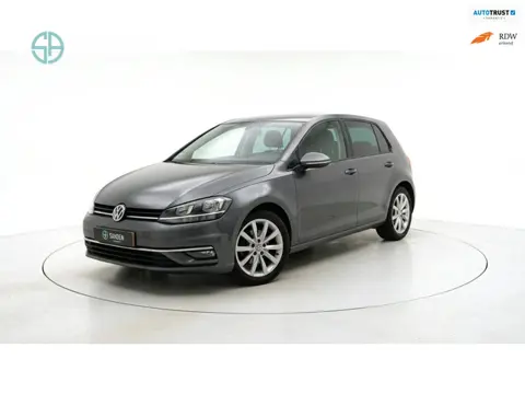 Volkswagen Golf 1.5 TSI Highline |150PK|Automaat|LED|Navi dmv Applecarplay|Camera|stoelverwarming|Ri