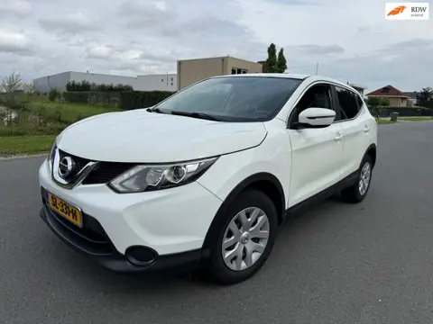 Nissan Qashqai 1.2 Visia AIRCO/APK