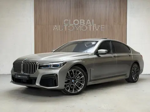 BMW 7-serie 745e High Executive - NL AUTO - M PAKKET - SCHUIFDAK - NAPPA - ALCANTARA HEMEL - 20''